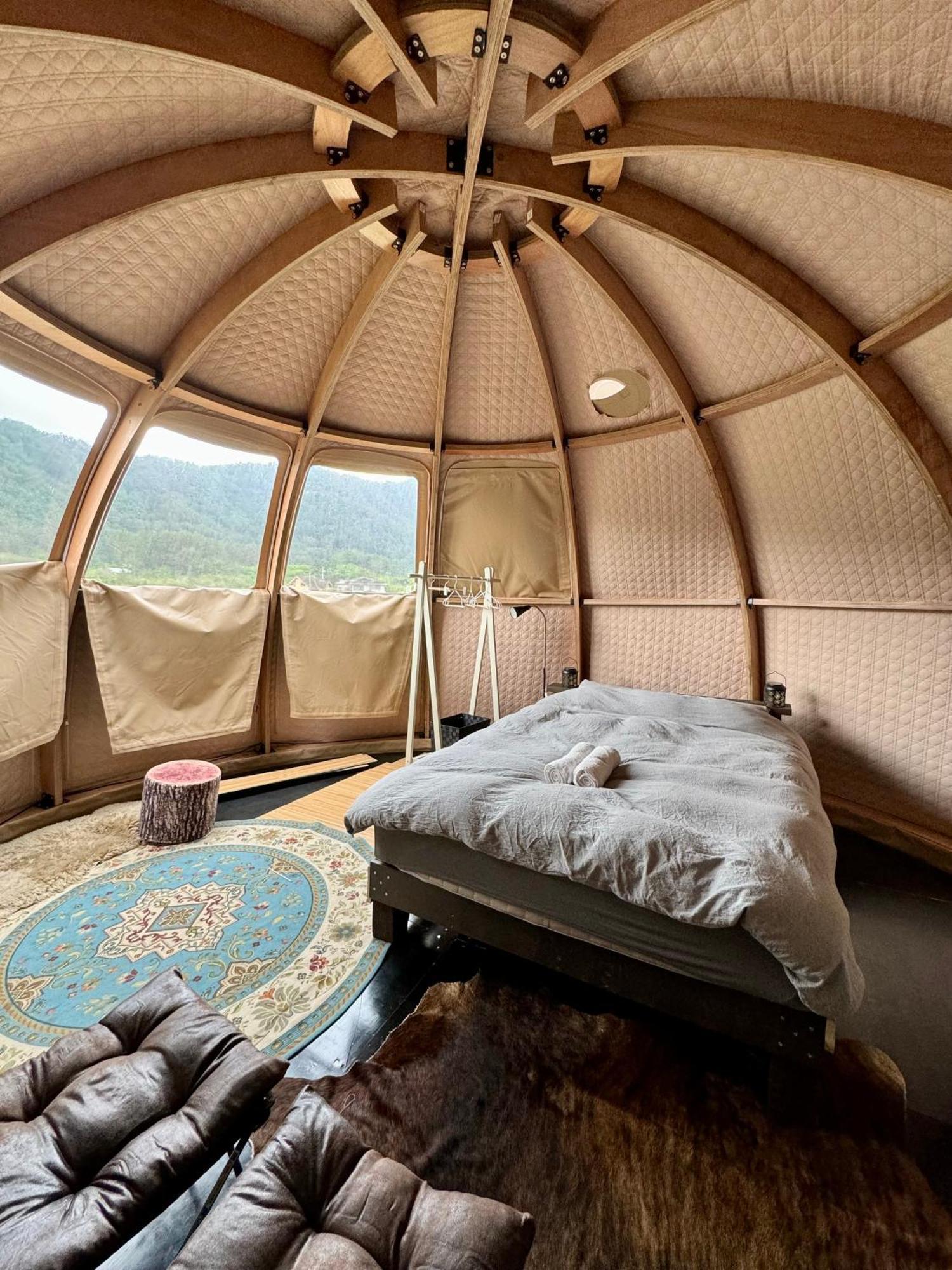 Hôtel Fuji Dome Glamping à Fujikawaguchiko Extérieur photo